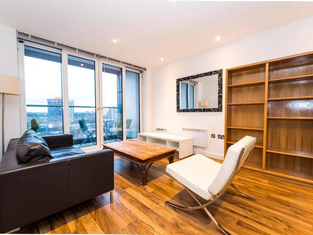 2 bed flat to rent in Milliners Wharf, 2 Munday Street, New Islington