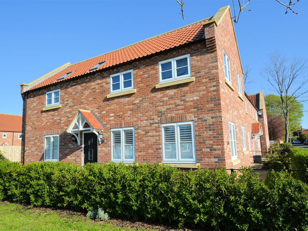 3 bed detached house for sale in Breighton Road, Bubwith, Selby YO8