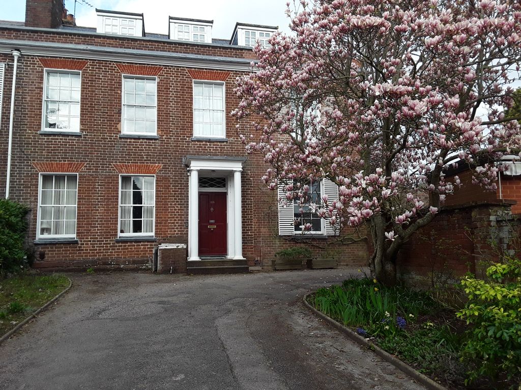 2 bed flat to rent in Topsham Road, Exeter EX2 Zoopla