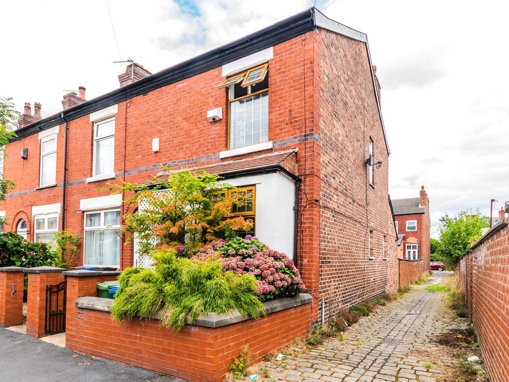 3 bed end terrace house for sale in Crosby Street, Stockport SK2 Zoopla