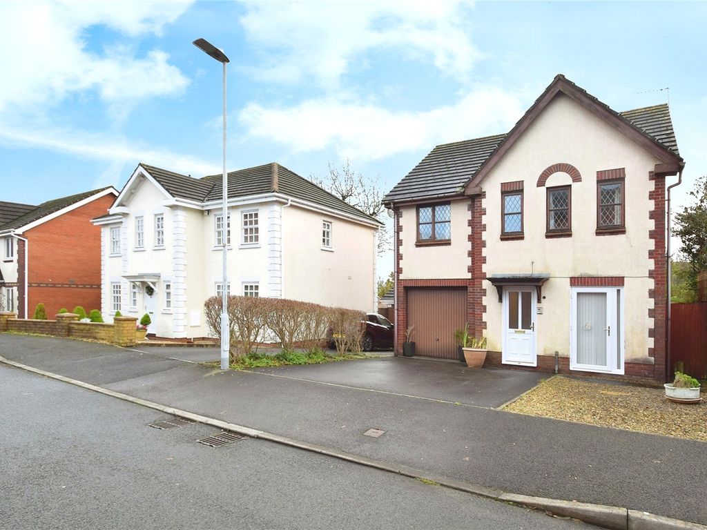 4 bed detached house for sale in Masefield Way, Sketty, Swansea SA2, £