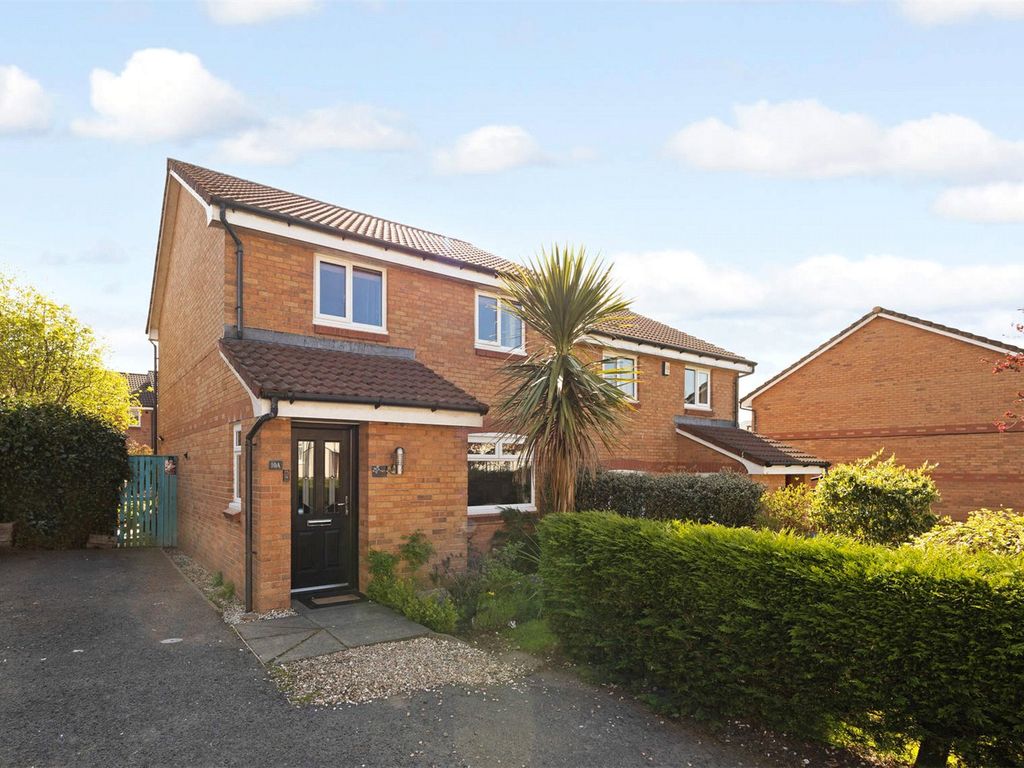 Auchencar Drive, Kilmarnock, East Ayrshire KA3  