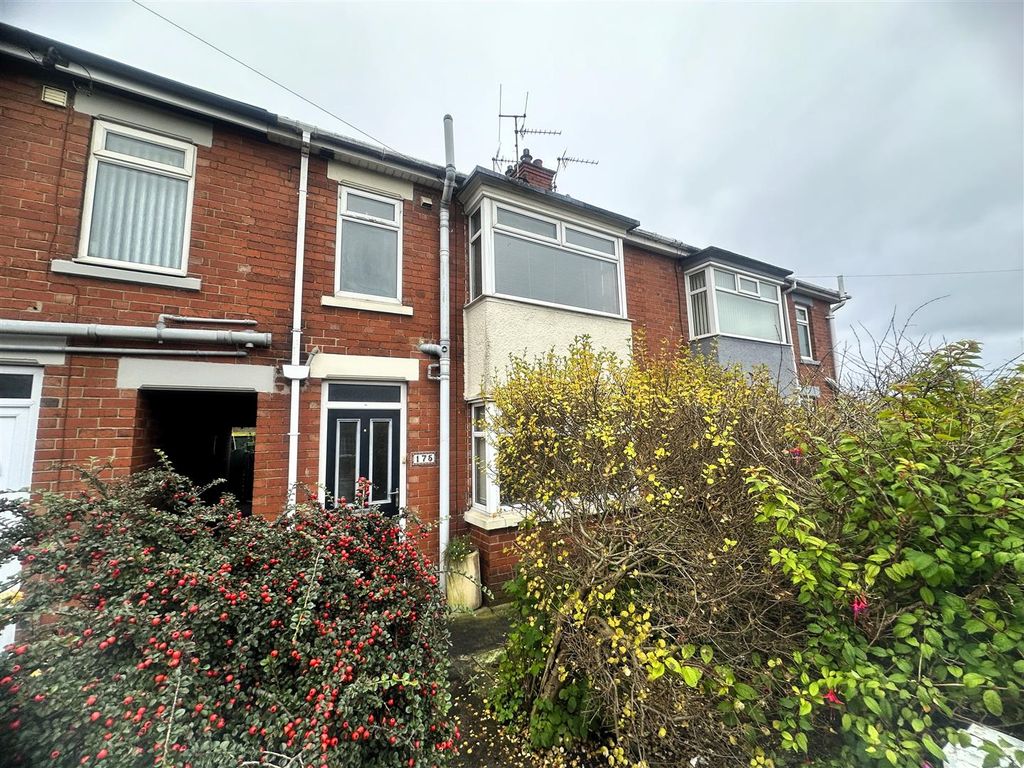 3 bed terraced house for sale in Dunhill Road, Goole DN14, £130,000