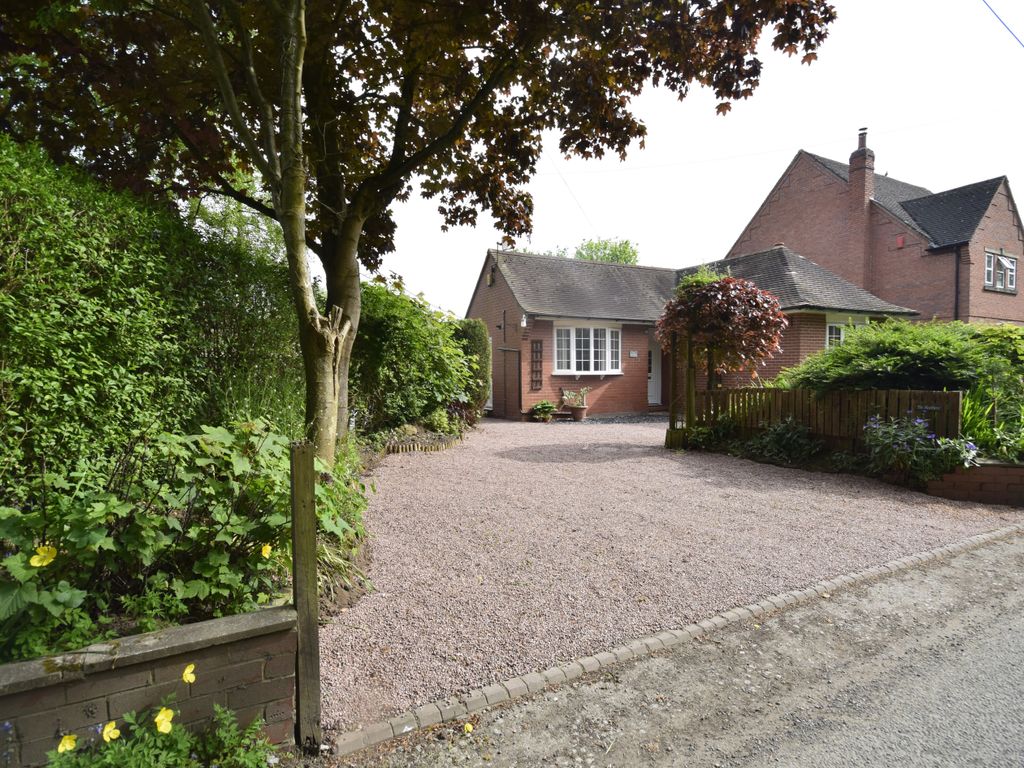 3 bed detached bungalow for sale in Sandy Lane, Aston, Nantwich CW5, £