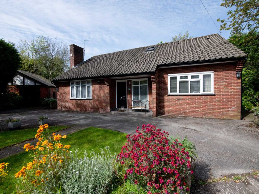 4 bed bungalow for sale in Worthington Drive, Broughton Park M7, £