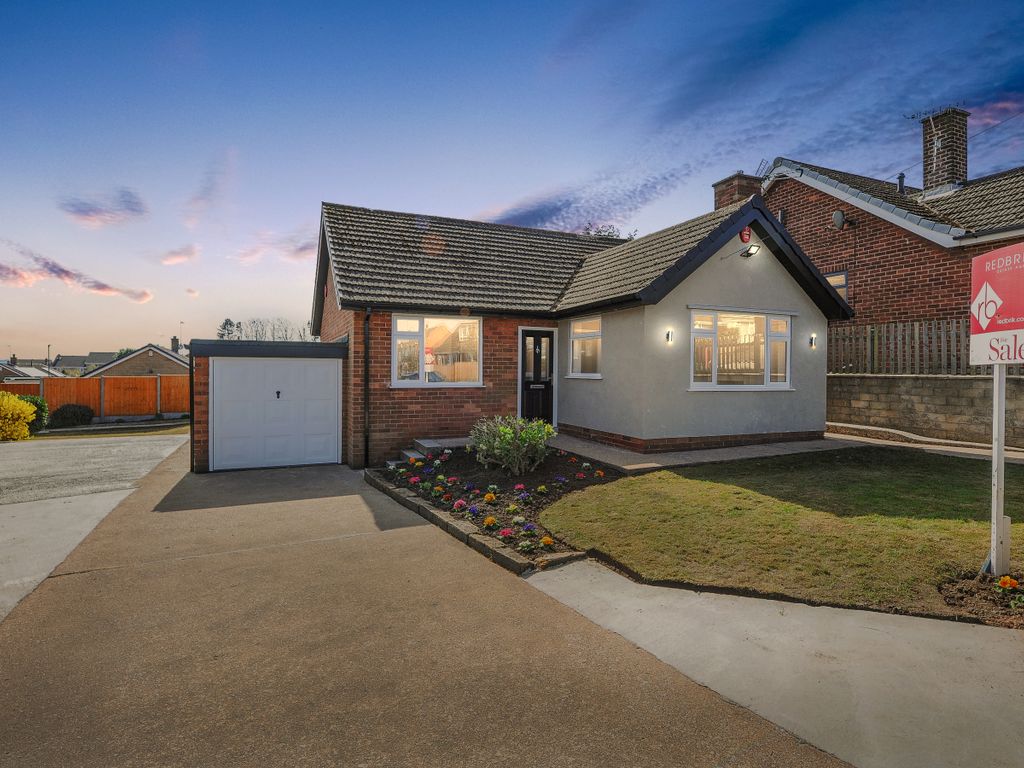 2 bed detached bungalow for sale in Wheatcroft Close, Wingerworth