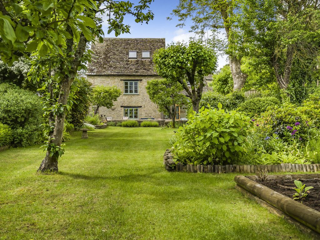 3 bed detached house for sale in The Street, Castle Eaton, Wiltshire