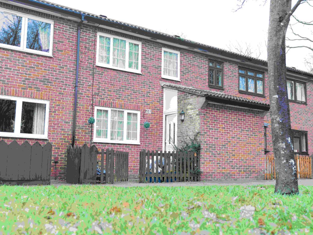 3 bed terraced house to rent in Walsingham Close, Rainham, Gillingham
