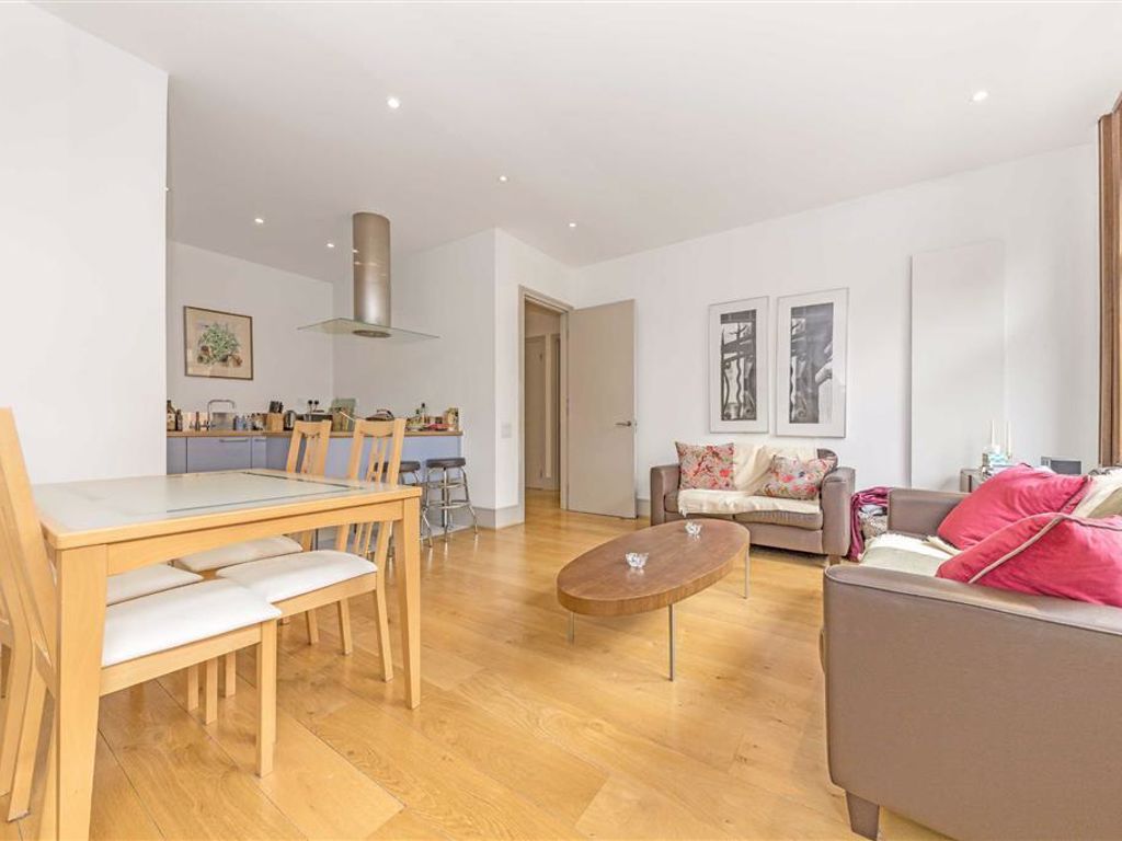 2 bed flat to rent in Drury Lane, London WC2B Zoopla