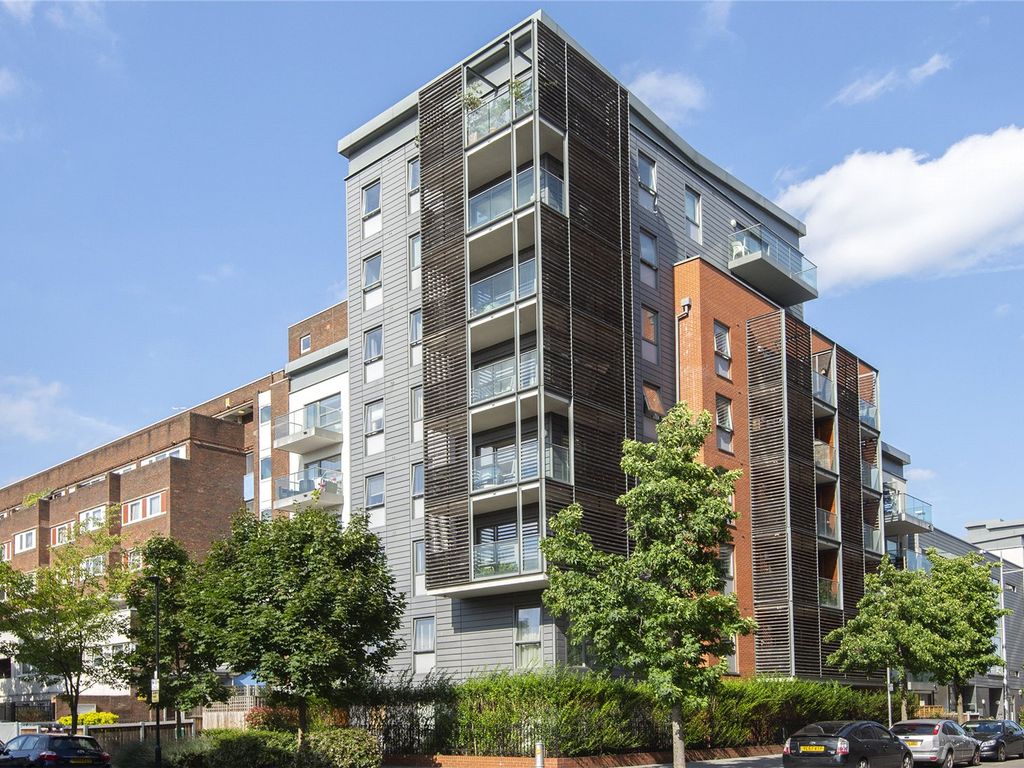 2 bed flat to rent in Kirkby Apartments, 1B Baythorne Street, London E3