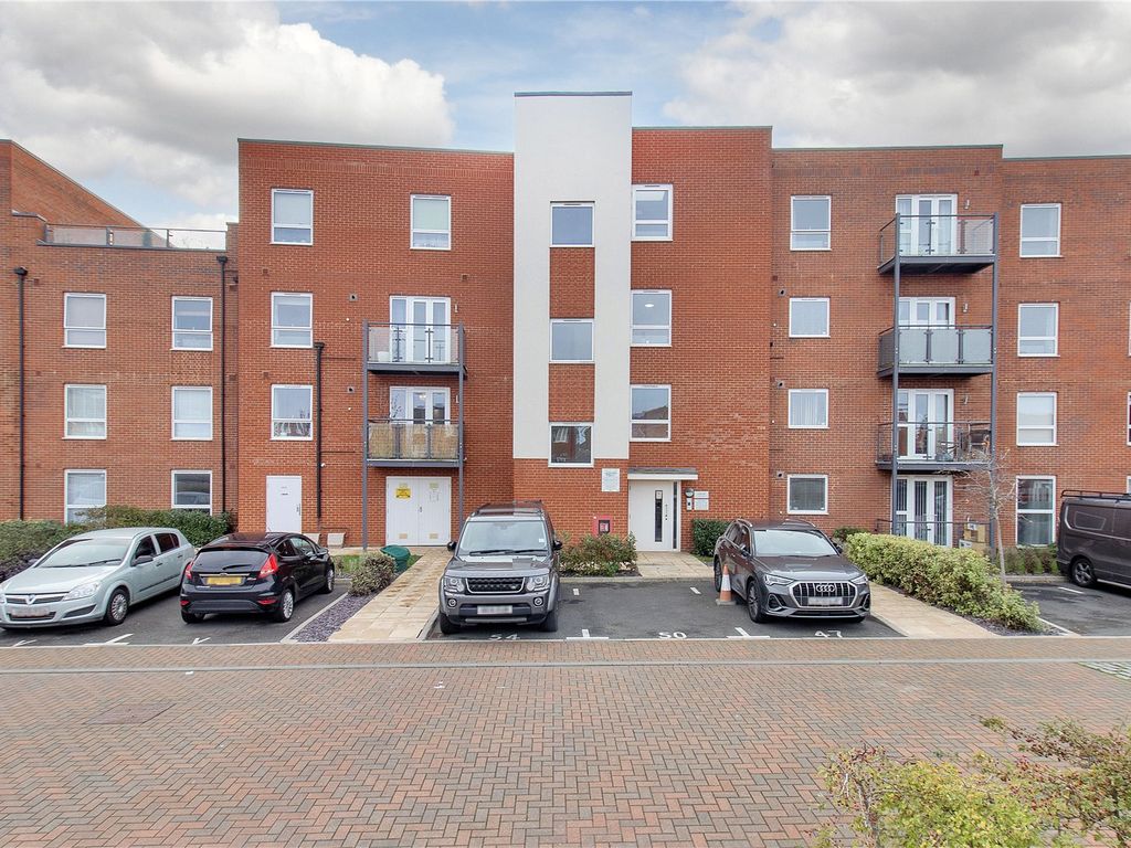 1 bed flat for sale in Lett Lane, Castle Hill, Ebbsfleet Valley