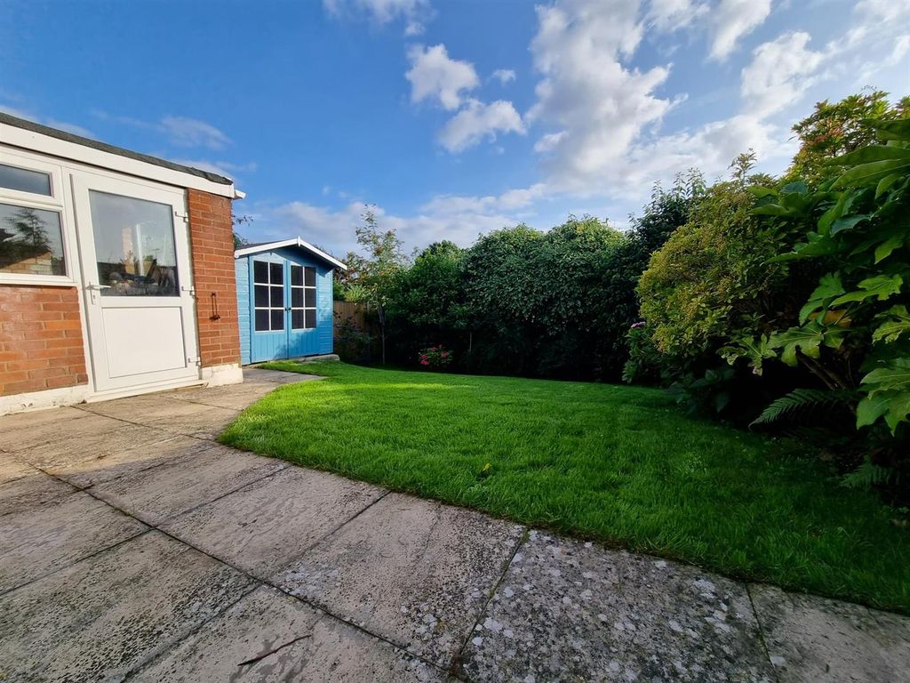 2 bed semidetached bungalow for sale in St. Helens Way, Allesley