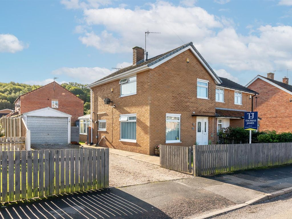 3 bed semidetached house for sale in Ringleas, Cotgrave, Nottingham