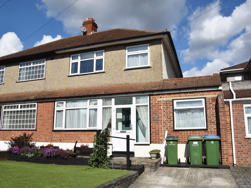 4 bed semidetached house for sale in Arbroath Road, London SE9, £