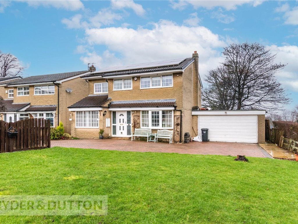 4 bed detached house for sale in Wentworth Court, Brighouse, West