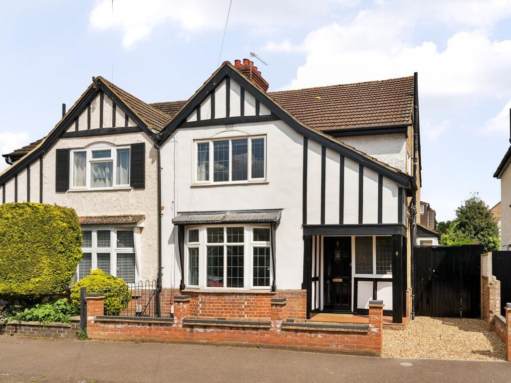 3 bed property for sale in Beresford Road, Bedford MK40, £450,000 Zoopla