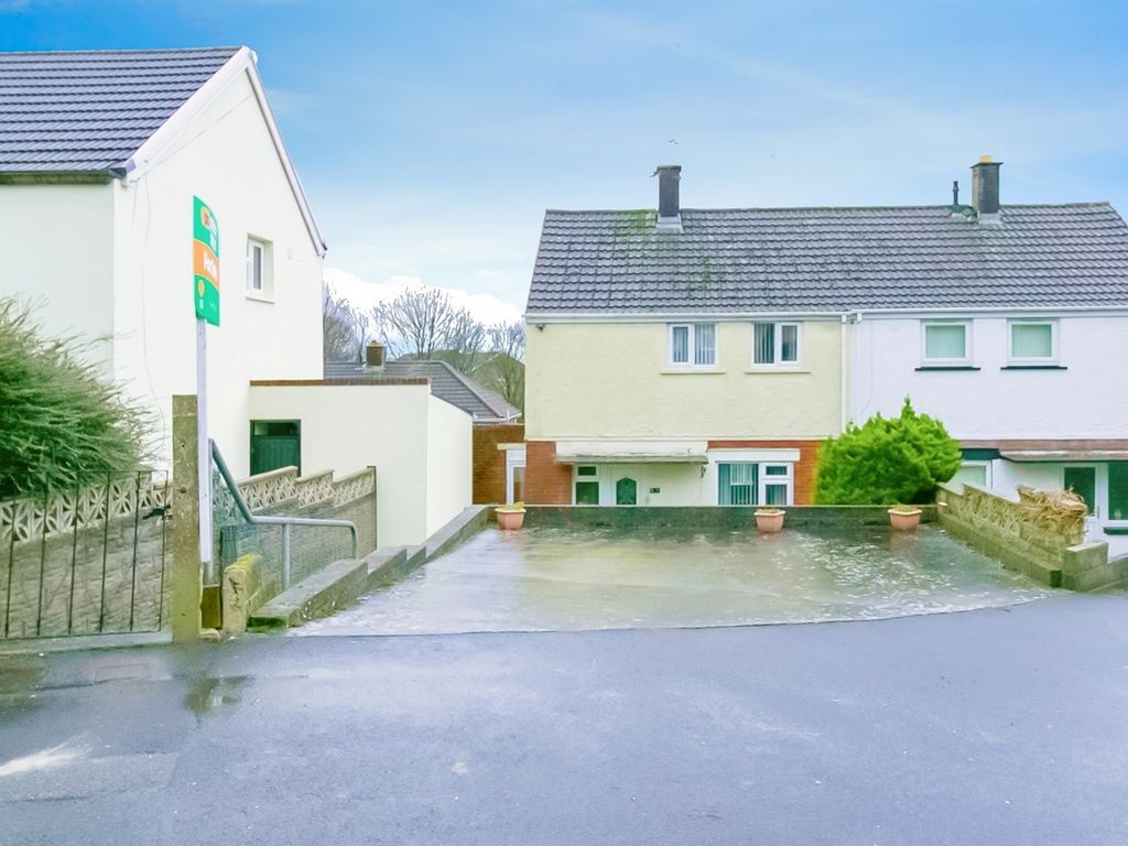 2 bed semidetached house for sale in Shakespeare Road, Barry CF62, £