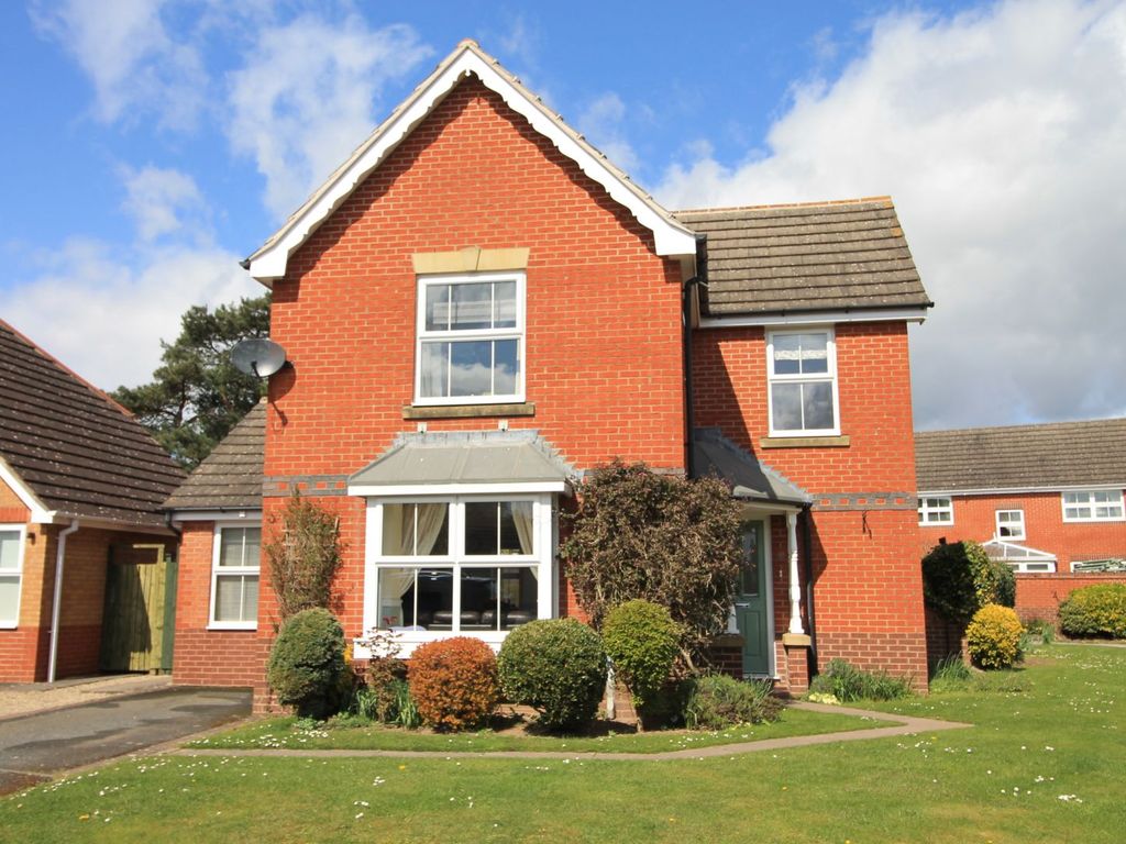3 bed detached house for sale in Malvern Place, Bartestree, Hereford