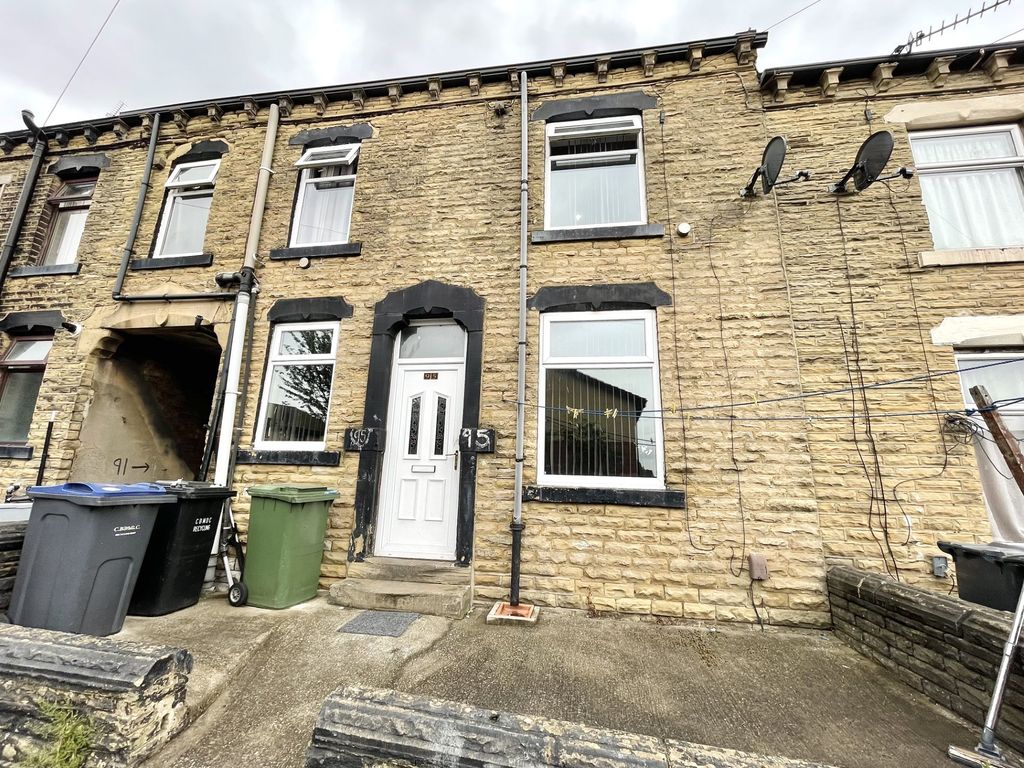 2 bed terraced house for sale in Kershaw Street, Bradford BD3 Zoopla