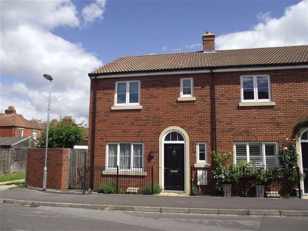 Goldney Avenue, Chippenham SN15  