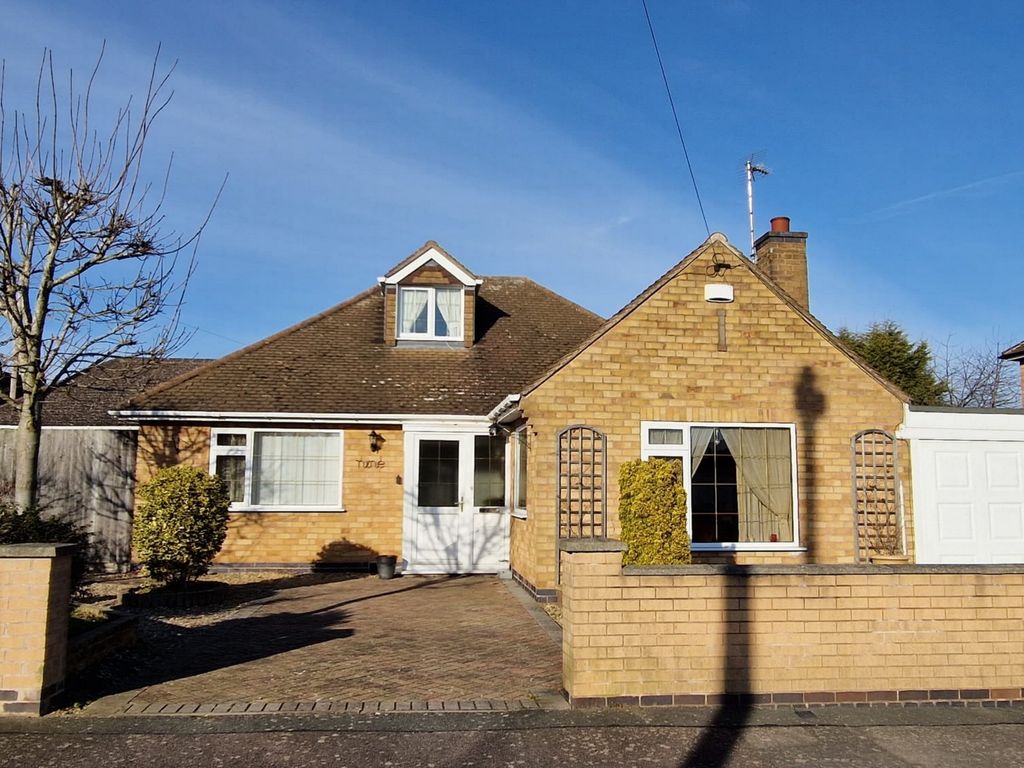 3 bed bungalow for sale in Wellgate Avenue, Birstall LE4 Zoopla