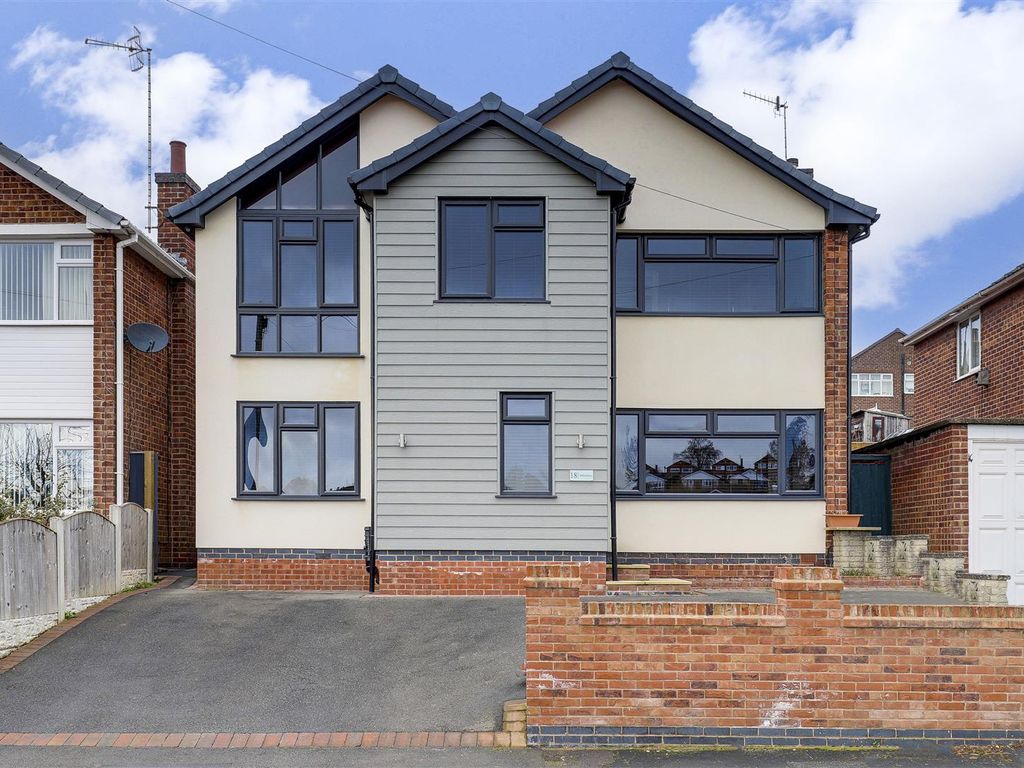 5 bed detached house for sale in Abbotsbury Close, Rise Park