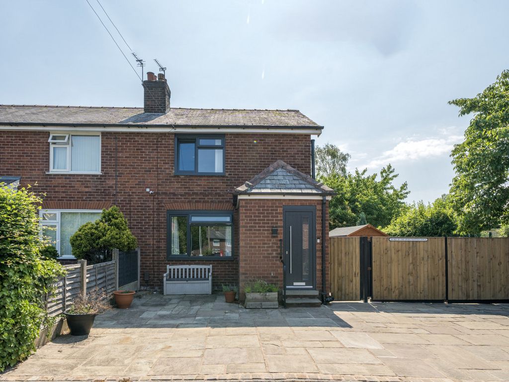 3 bed semidetached house for sale in Woodfield Crescent, Romiley SK6