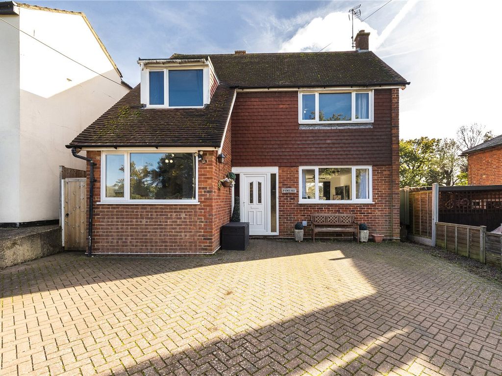 3 bed country house for sale in Pankina, Four Elms Road, Four Elms