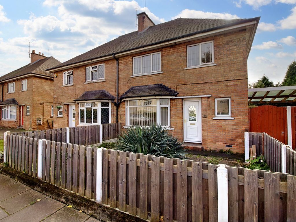 3 bed semidetached house for sale in Erskine Road, Rotherham S65, £