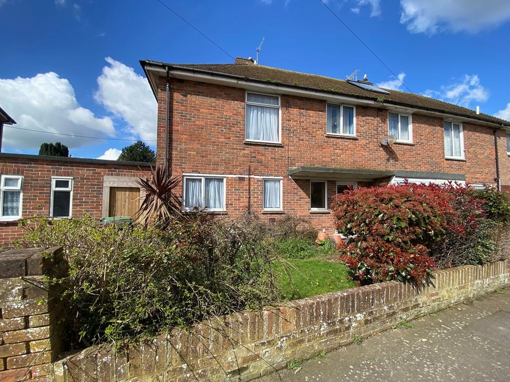 3 bed semidetached house for sale in Meadow Crescent, Bexhill On Sea