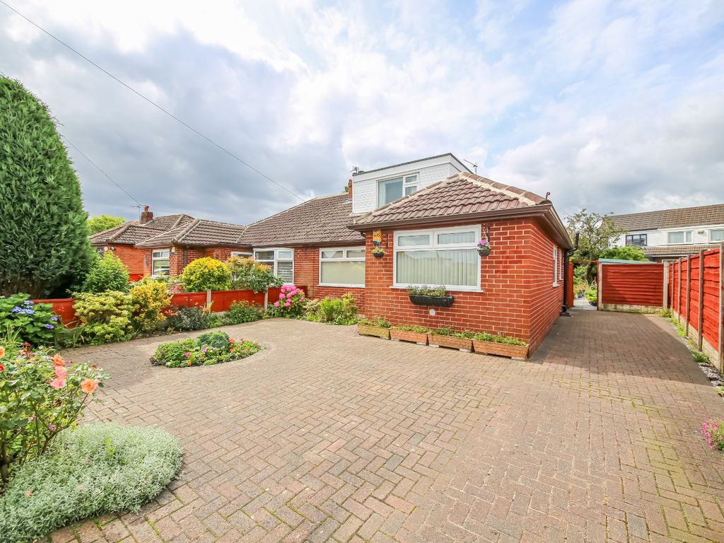 3 bed bungalow for sale in Woodland Drive, Standish, Wigan, Lancashire
