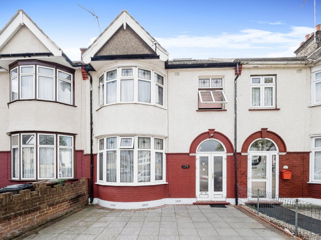 3 bed terraced house for sale in Wilmington Gardens, Barking IG11 Zoopla