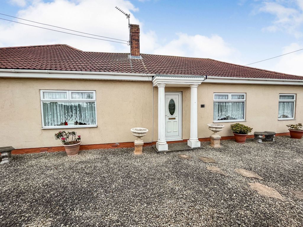 4 bed bungalow for sale in North Road, HettonLeHole, Houghton Le Spring DH5 Zoopla