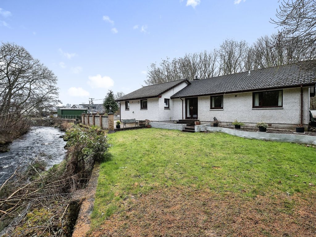 3 bed detached bungalow for sale in Evanton, Dingwall IV16, £300,000