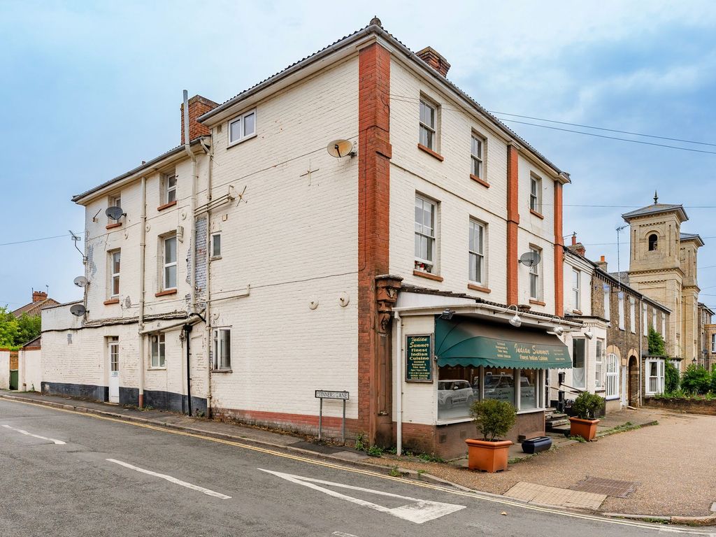 2 bed flat for sale in Station Street, Swaffham PE37, £90,000 Zoopla