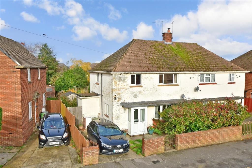 3 bed semidetached house for sale in Huntington Road, Coxheath