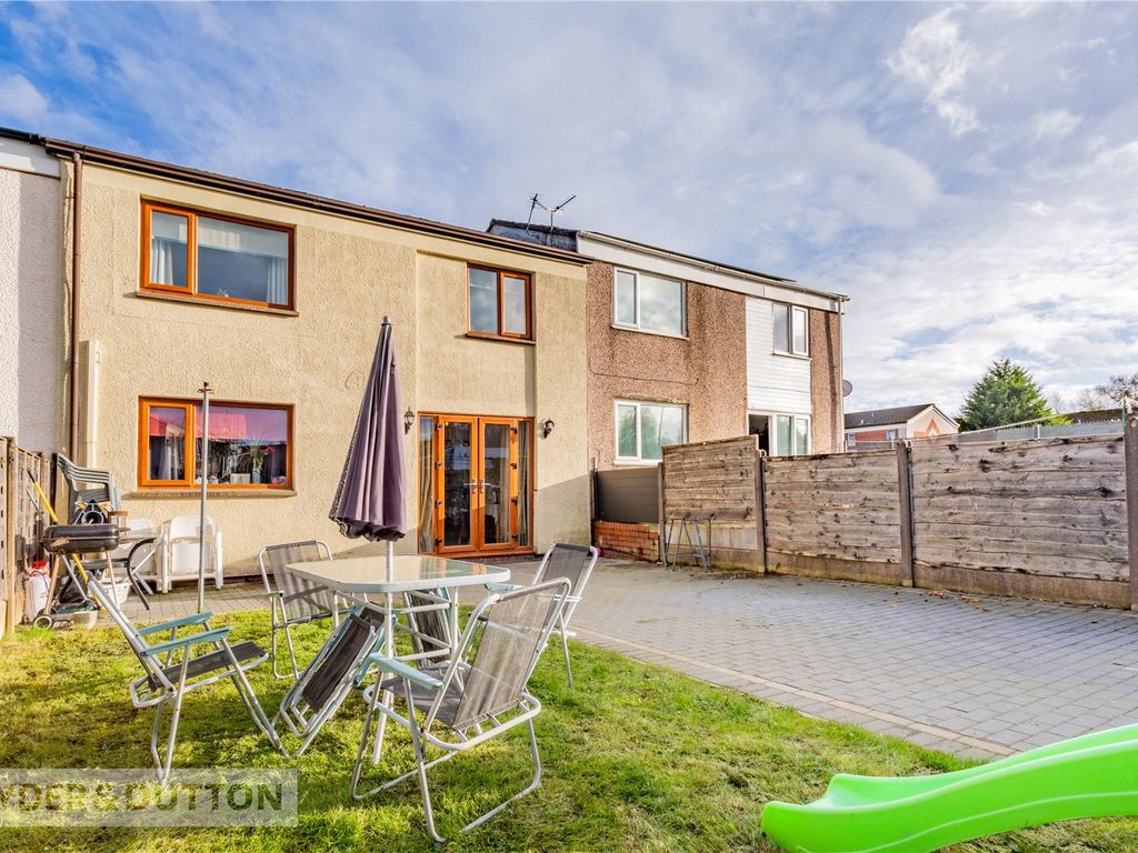 3 bed terraced house for sale in The Heath, Alkrington, Middleton