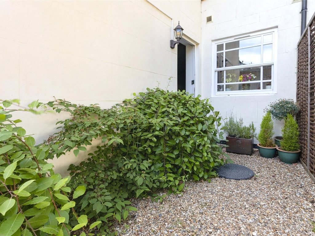 Claremont House, 82 London Road, Redhill, Surrey RH1  