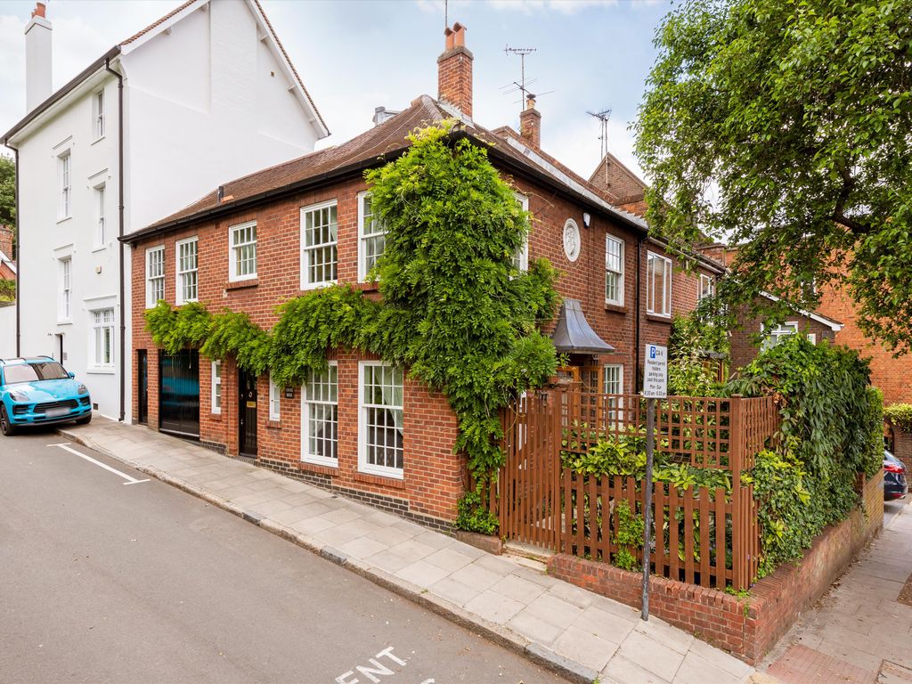 Sandy Road, London NW3