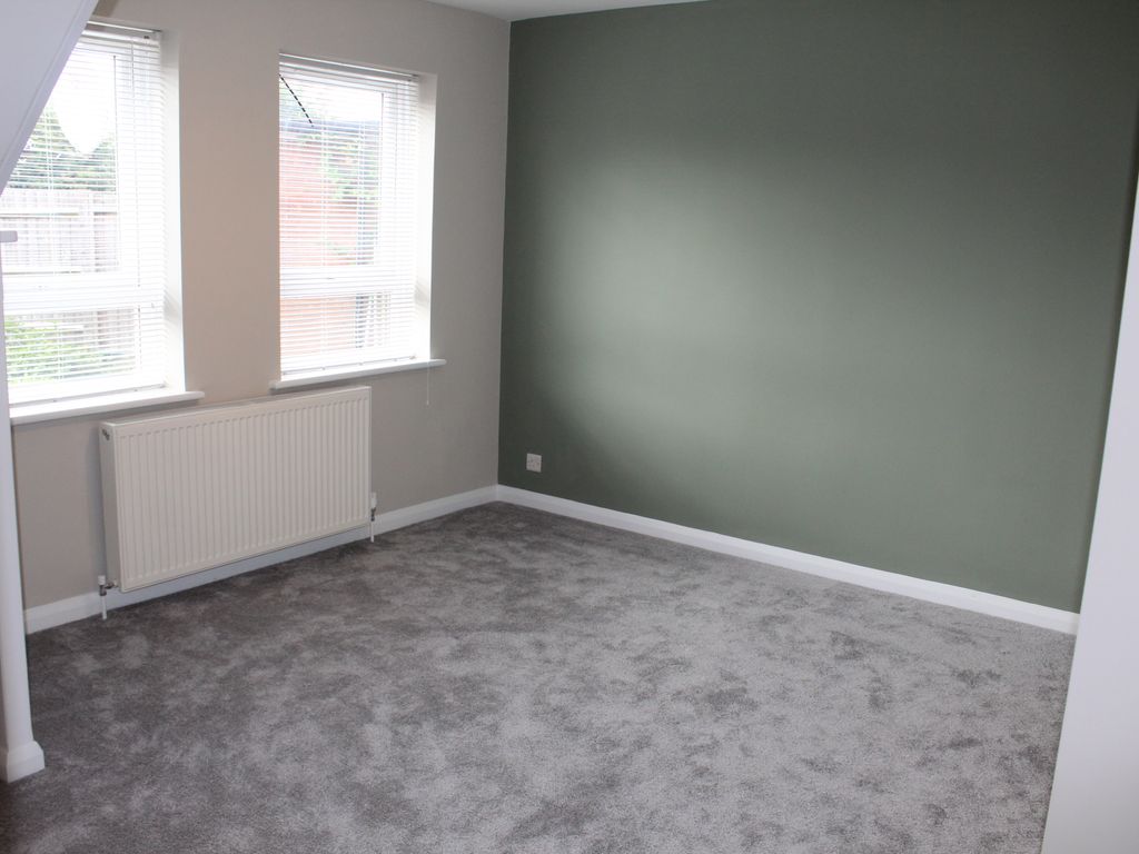 3 bed terraced house to rent in Witham Way, Aylesbury HP21, £1,425 pcm