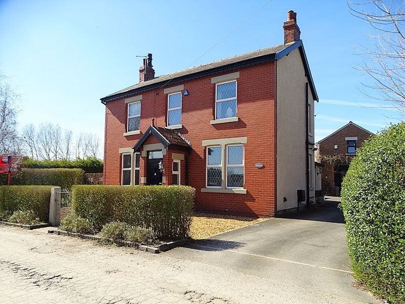 5 bed detached house for sale in Fernlea, Sandy Lane, Marton Moss