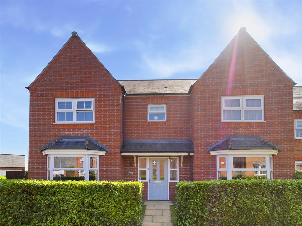 5 bed detached house for sale in Bateman Close, Shobdon, Leominster HR6