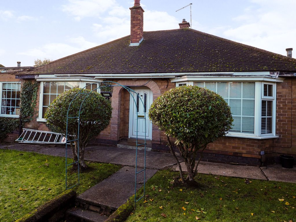 2 bed bungalow for sale in Redhill Road, Arnold, Nottingham NG5 Zoopla