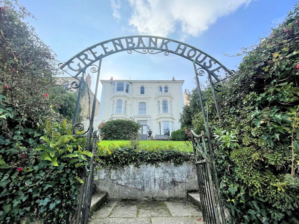 1 bed flat for sale in Stratton Terrace, Falmouth TR11, £195,000 Zoopla