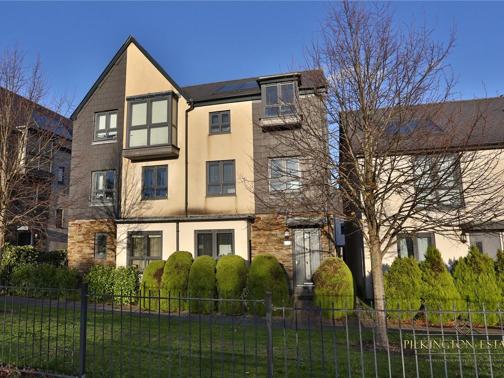 4 bed semidetached house for sale in Plymbridge Road, Glenholt
