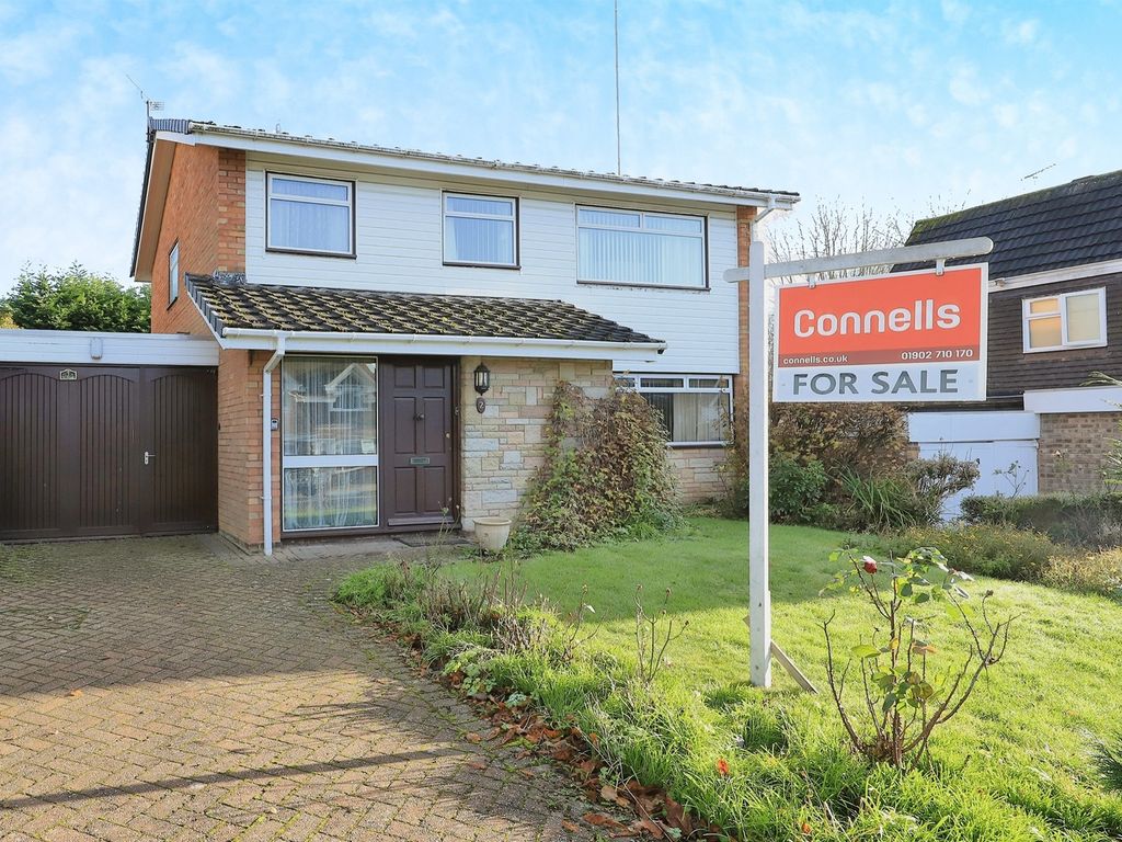 4 bed detached house for sale in Ross Close, Compton, Wolverhampton WV3