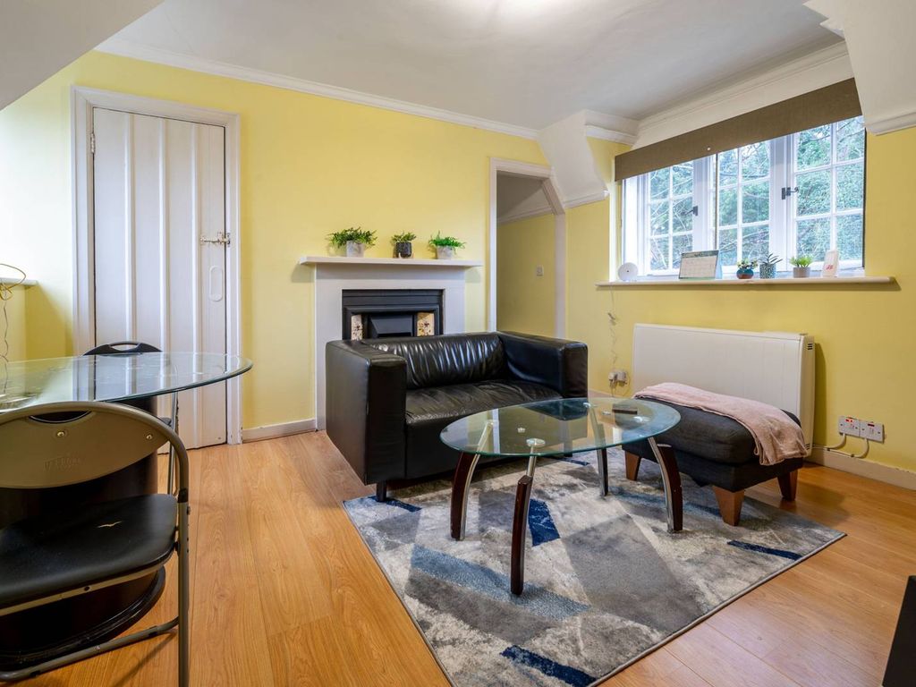 Wycliffe Buildings Guildford GU2  