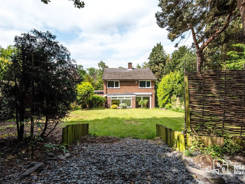 4 bed detached house for sale in Pickhurst Lane, Hayes BR2 Zoopla