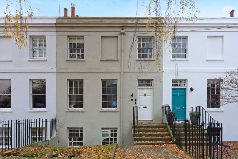 3 bed terraced house for sale in Gratton Road, Cheltenham GL50, £