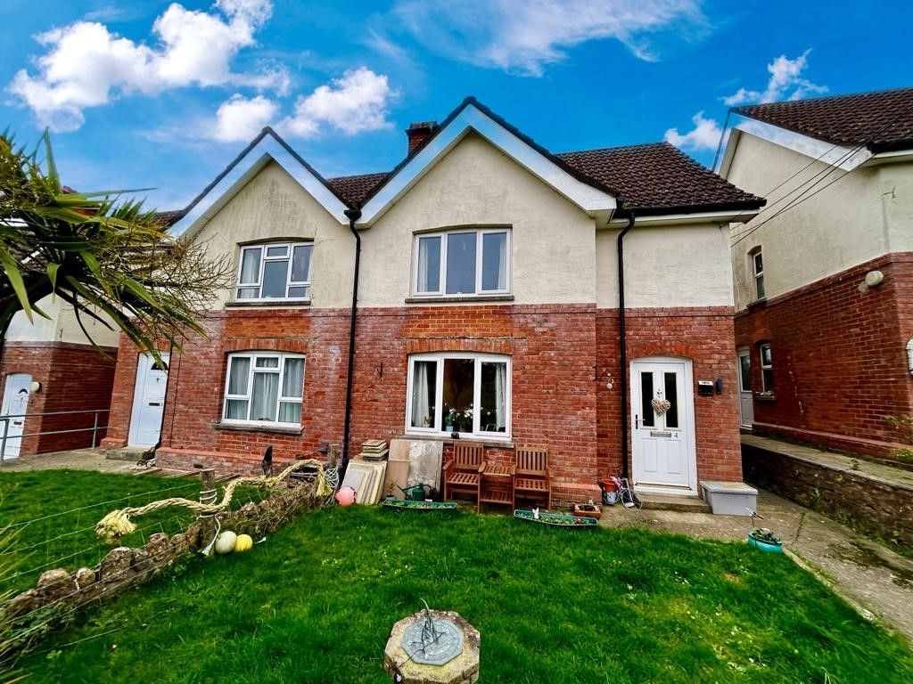 3 bed semidetached house for sale in Belmont Terrace, Silver Street